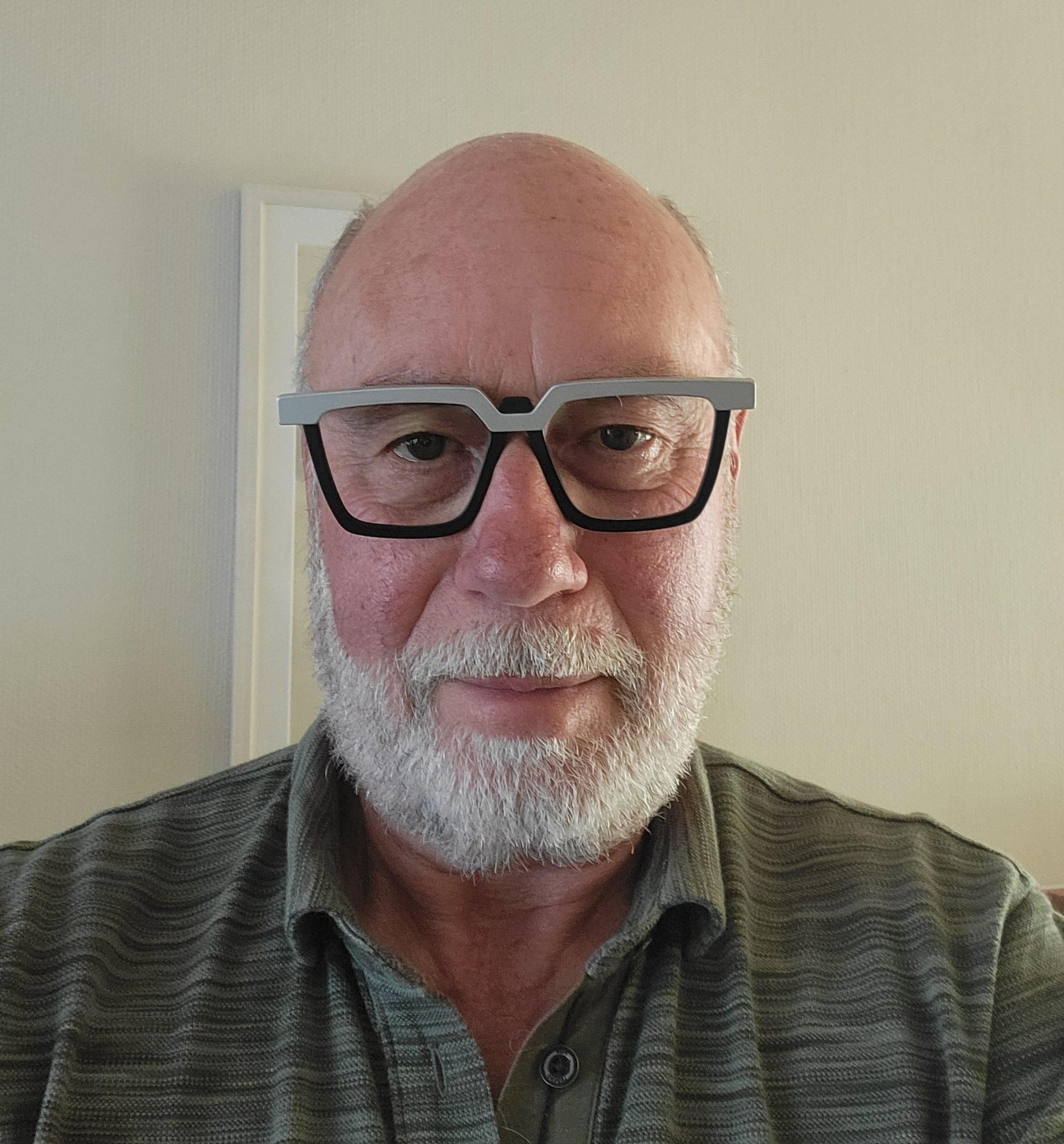 Reviewer: Frank Totté