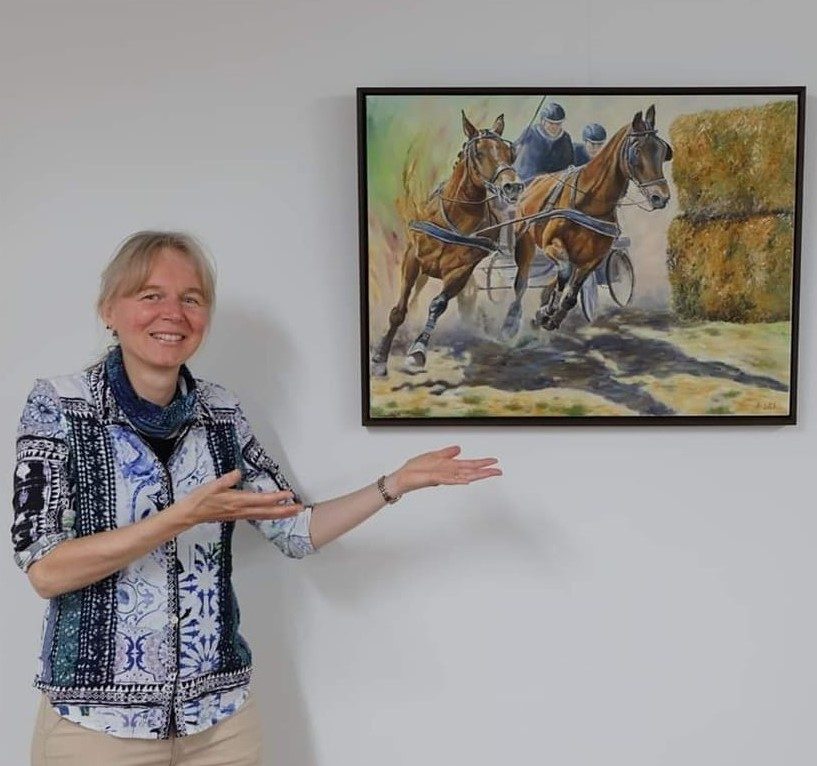 Foto bij artikel: KARINA VERSCHELDEN-SLIK UIT HEIKANT OP ‘LE PETIT PARIS’